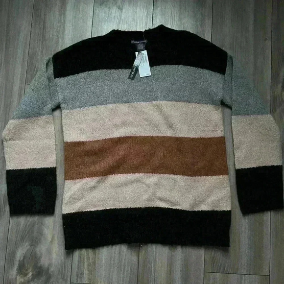 NWT Chelsea & Theodore Sweater - Picture 1 of 2
